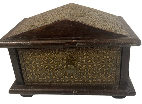 Indian wooden box - indian,