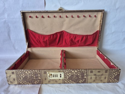 Indian style jewellery box - jewellery,