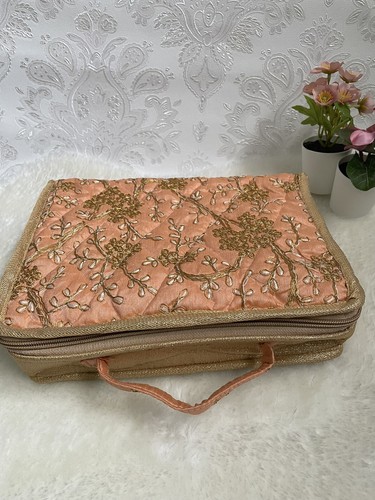 Jewellery organiser pouch - pouch, with
