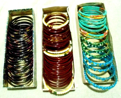 Ladies boxes mixed indian - 3,